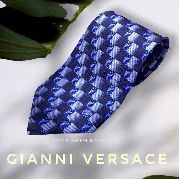 New Authentic Gianni Versace silk men’s tie